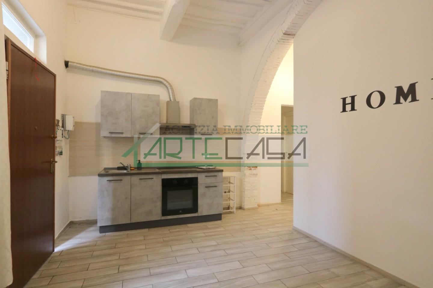 Trilocale ristrutturato a Cascina