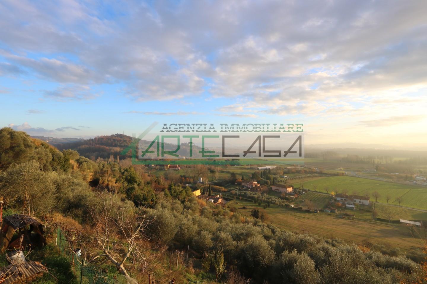 Villa con giardino, Pontedera treggiaia