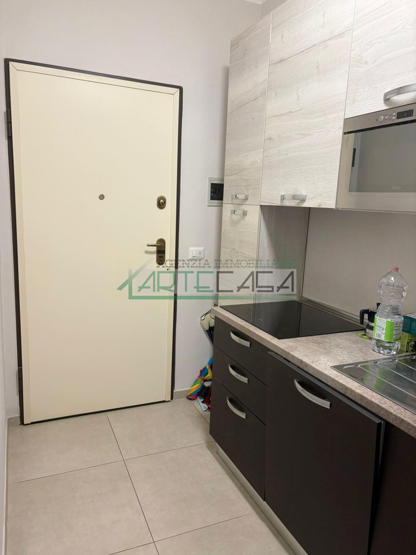 Monolocale arredato in affitto a Pontedera