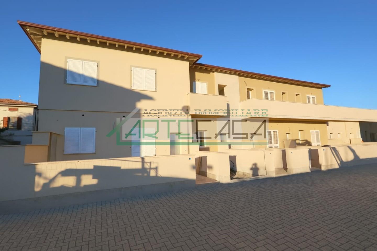 Casa indipendente con giardino a Cascina