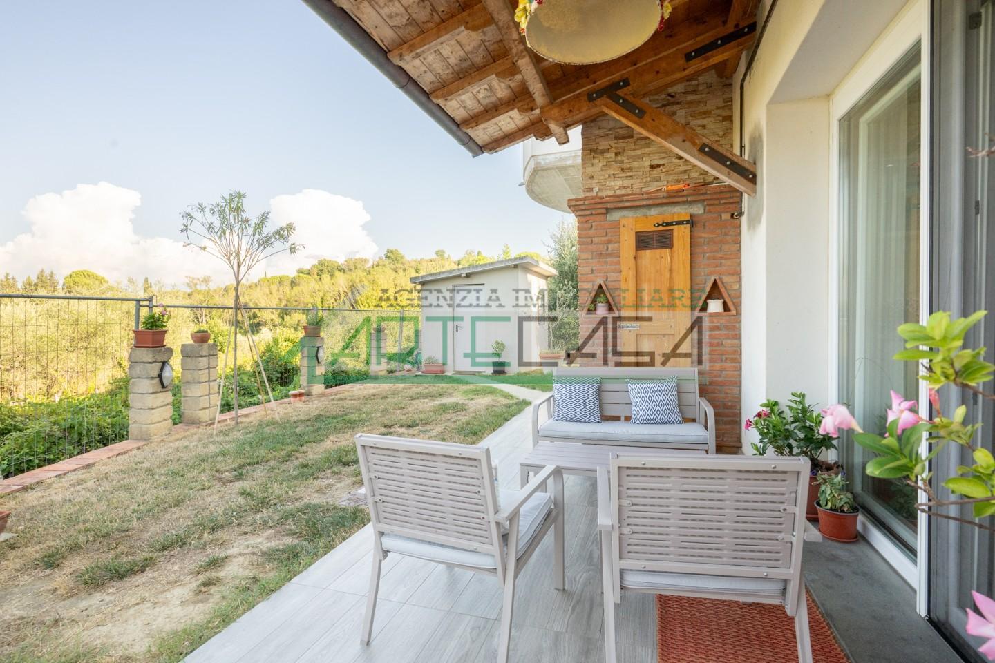 Villa con giardino, Terricciola chientina