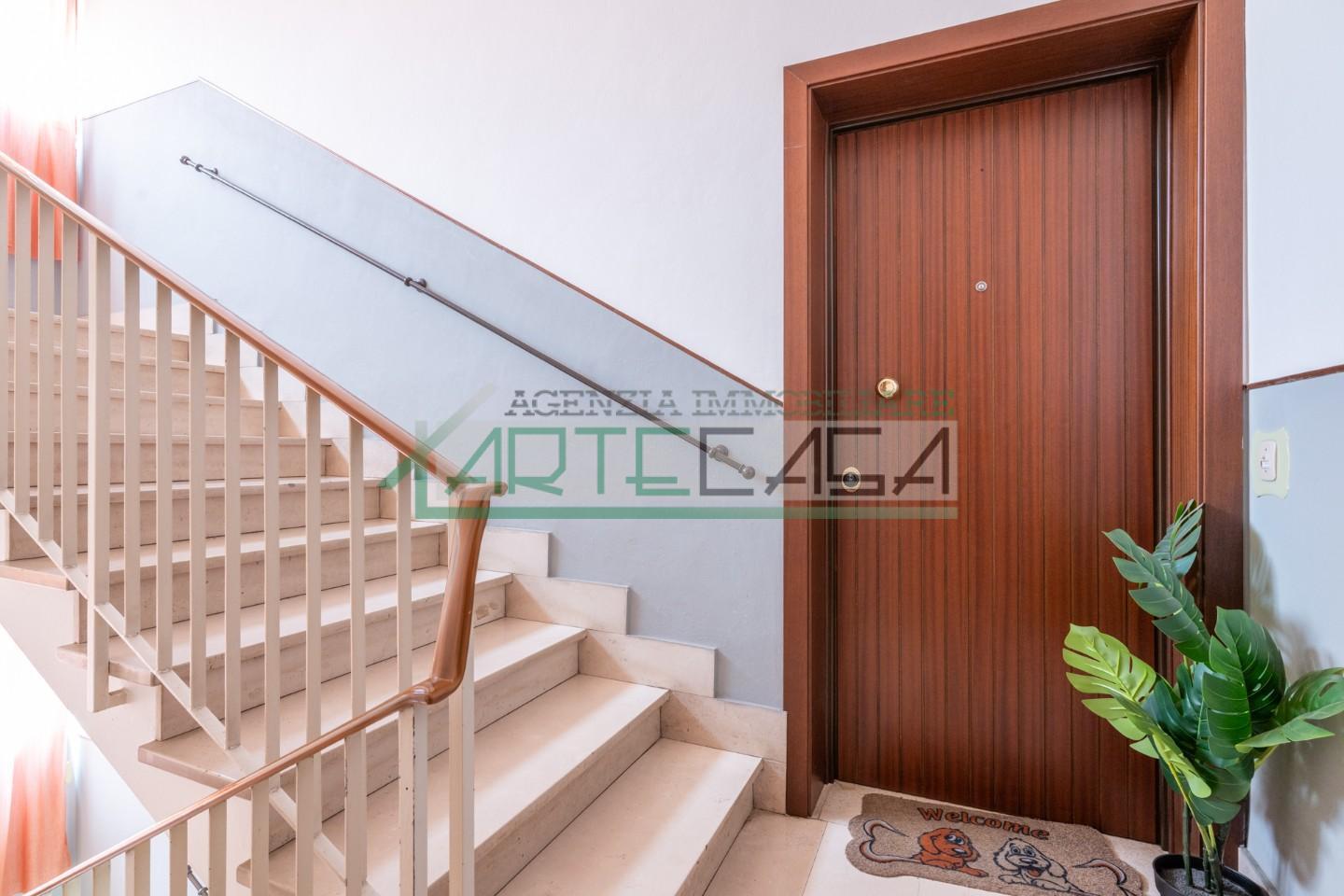 Appartamento con terrazzi, Pontedera oltrera