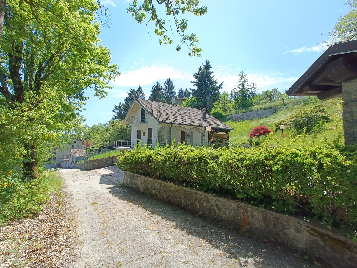 Casa indipendente con giardino a Castel di Casio