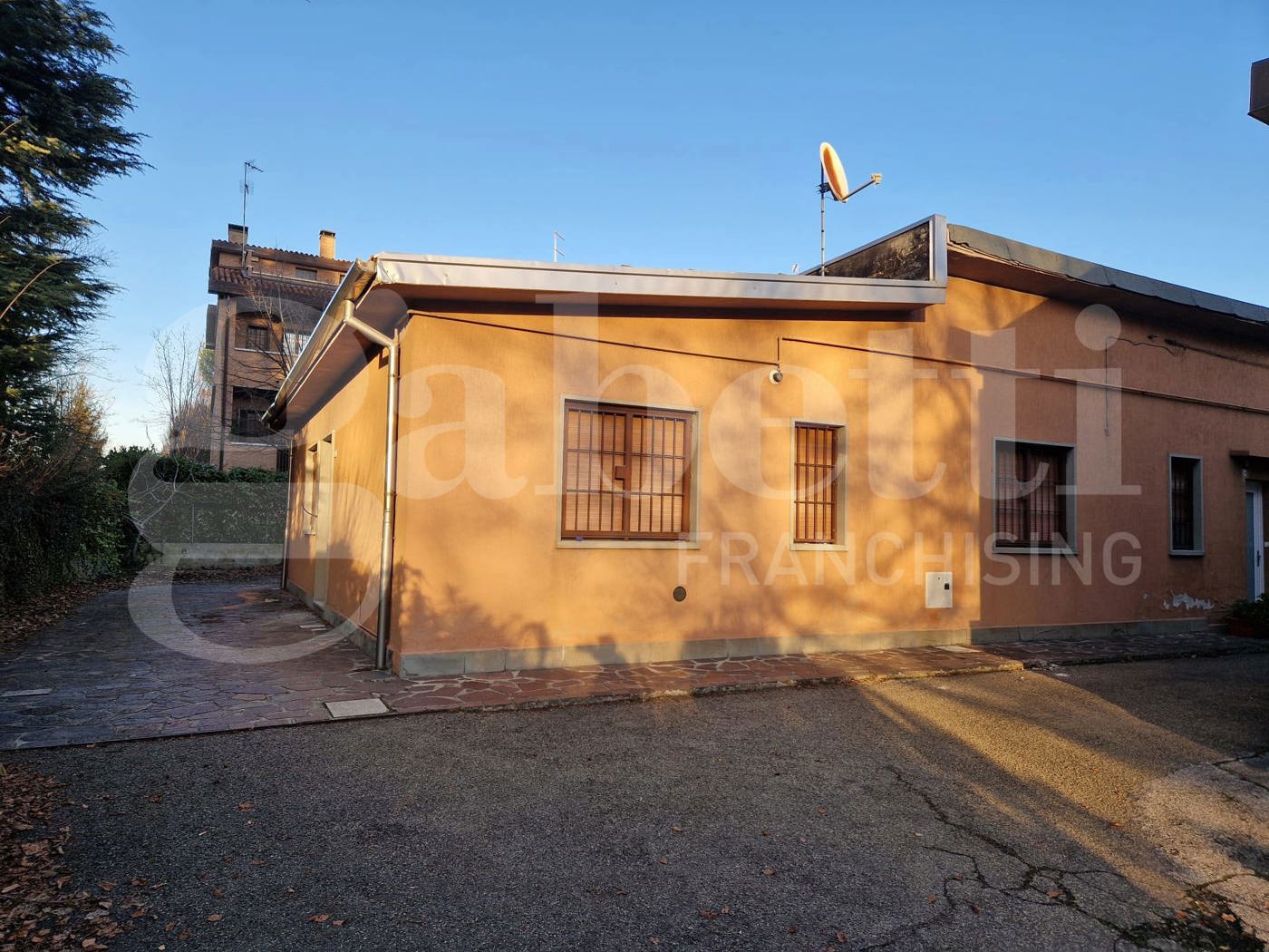 Casa indipendente con giardino a Sasso Marconi