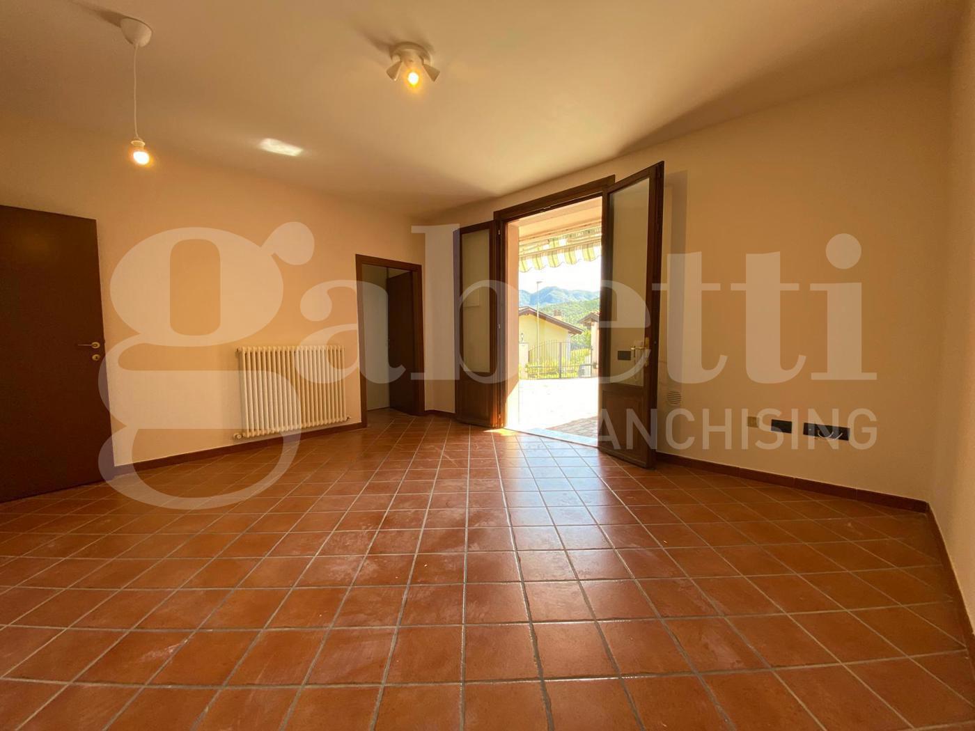 Trilocale in vendita a Gaggio Montano