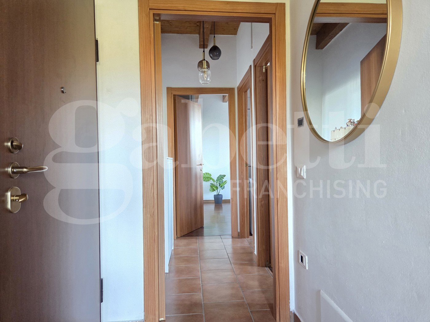 Trilocale ristrutturato a Sasso Marconi