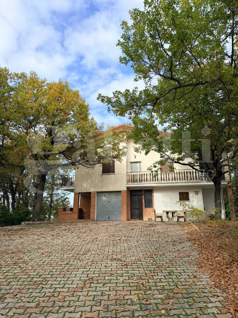 Casa indipendente con giardino a Monzuno