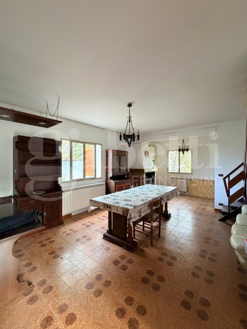 Casa indipendente con giardino a Monzuno