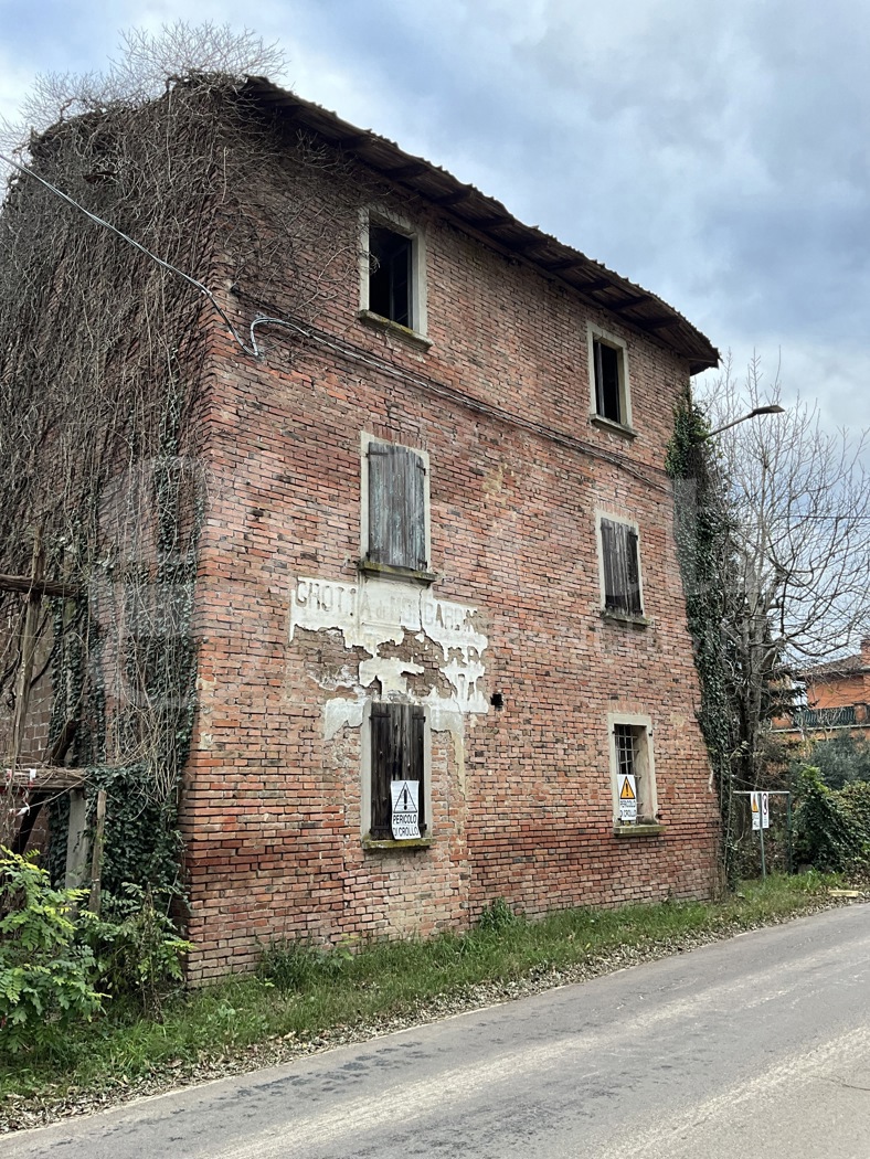 Rustico in vendita a Sasso Marconi