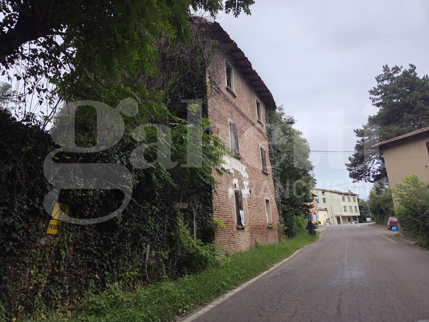 Rustico in vendita a Sasso Marconi