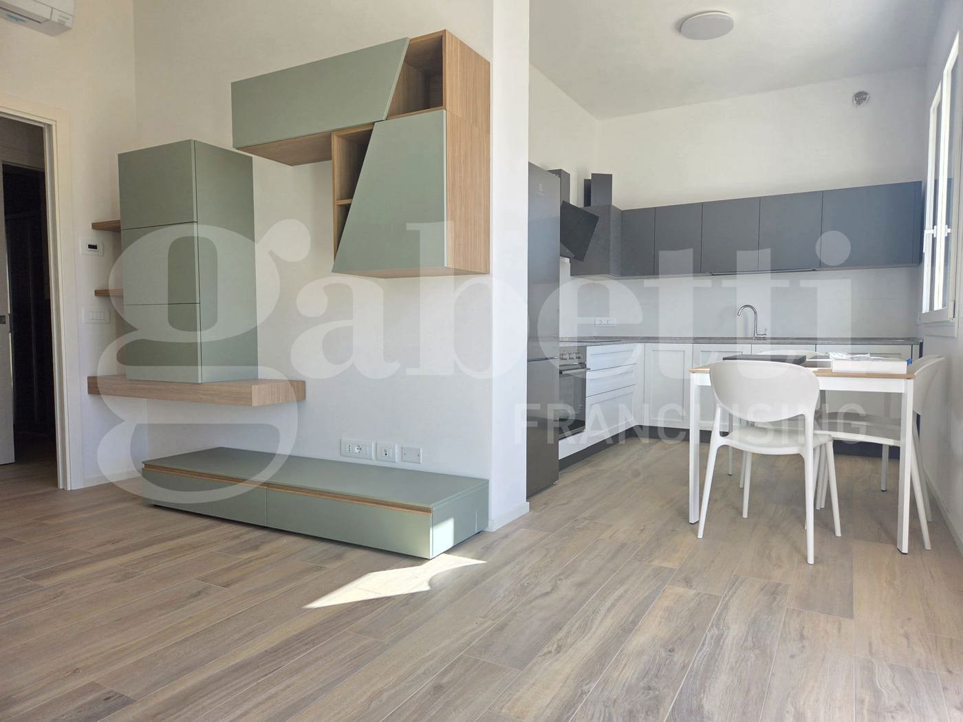 Trilocale arredato in affitto a Pianoro