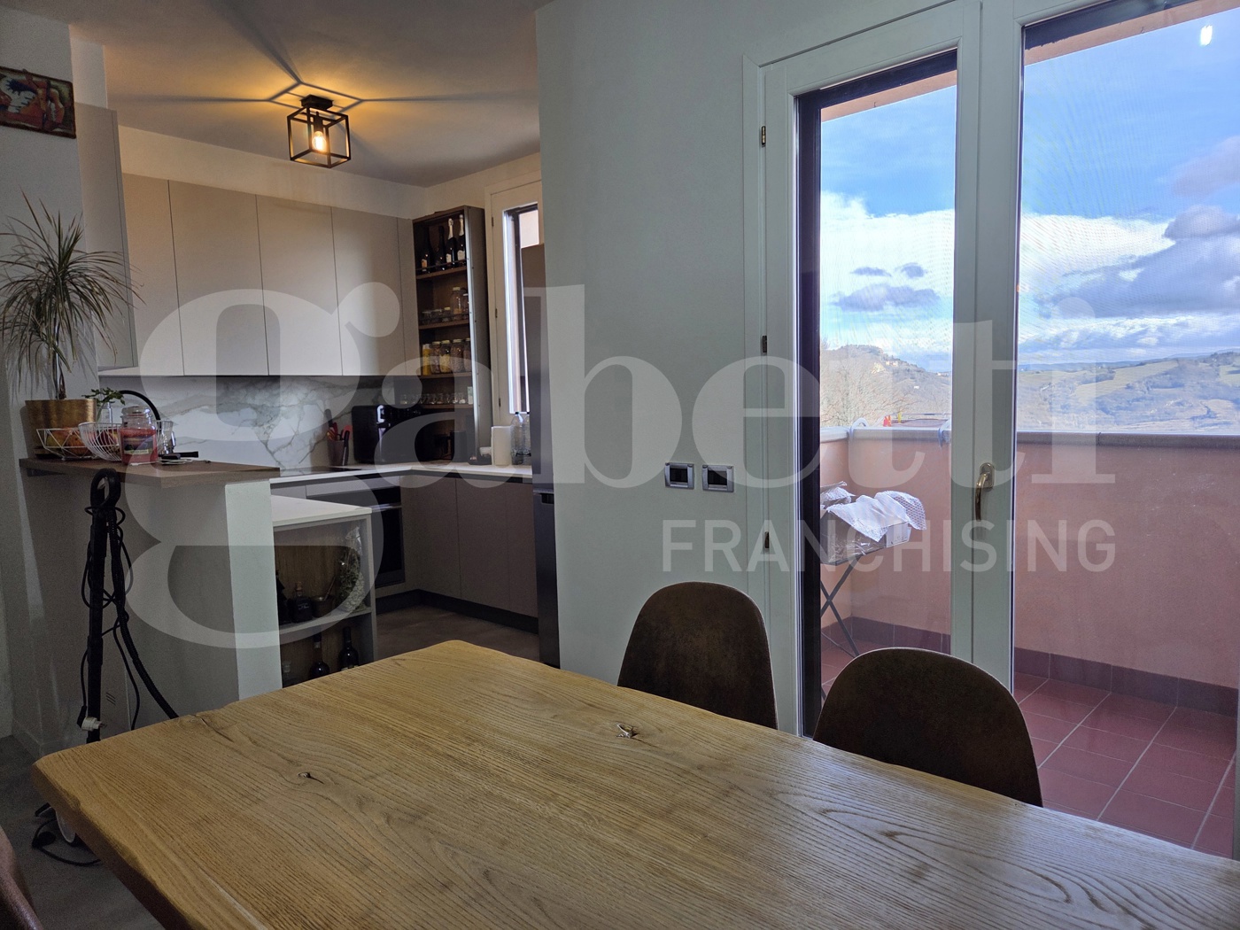 Villa con giardino a Monzuno