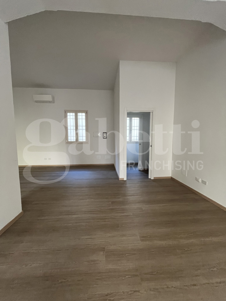 Negozio in affitto a Sasso Marconi