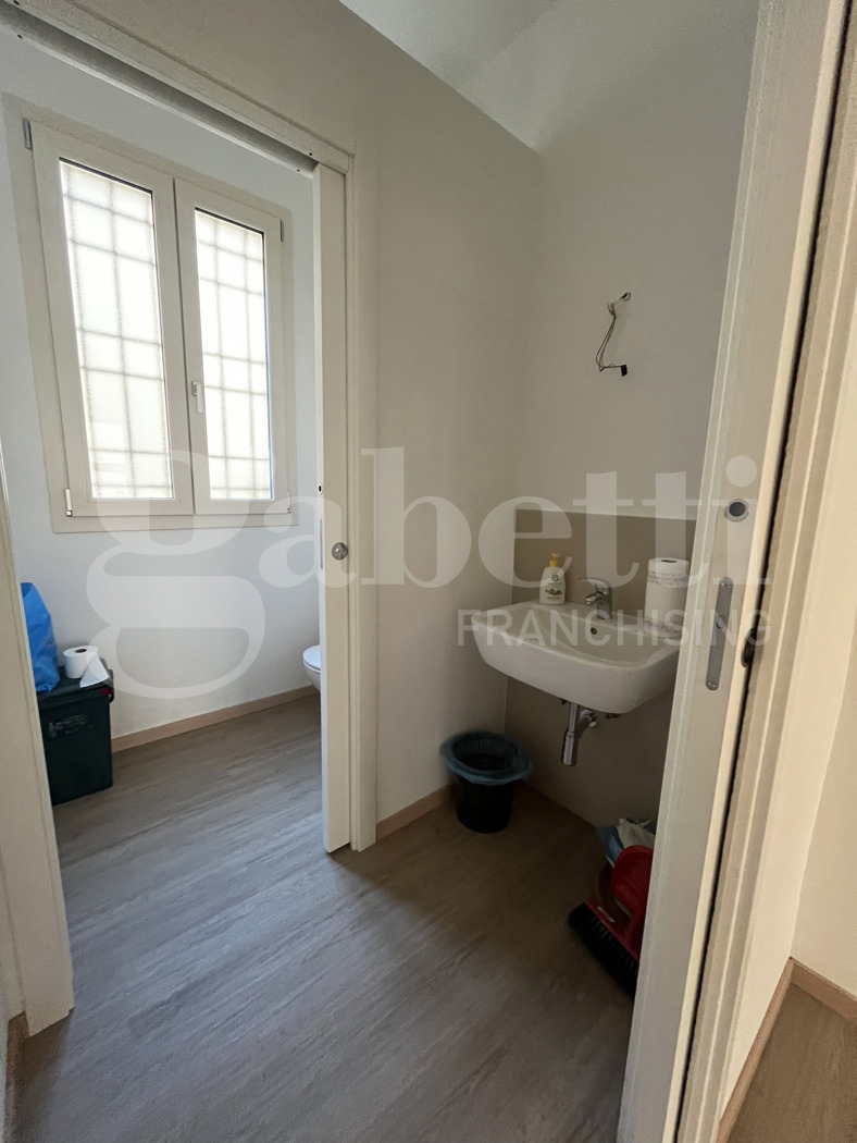 Negozio in affitto a Sasso Marconi