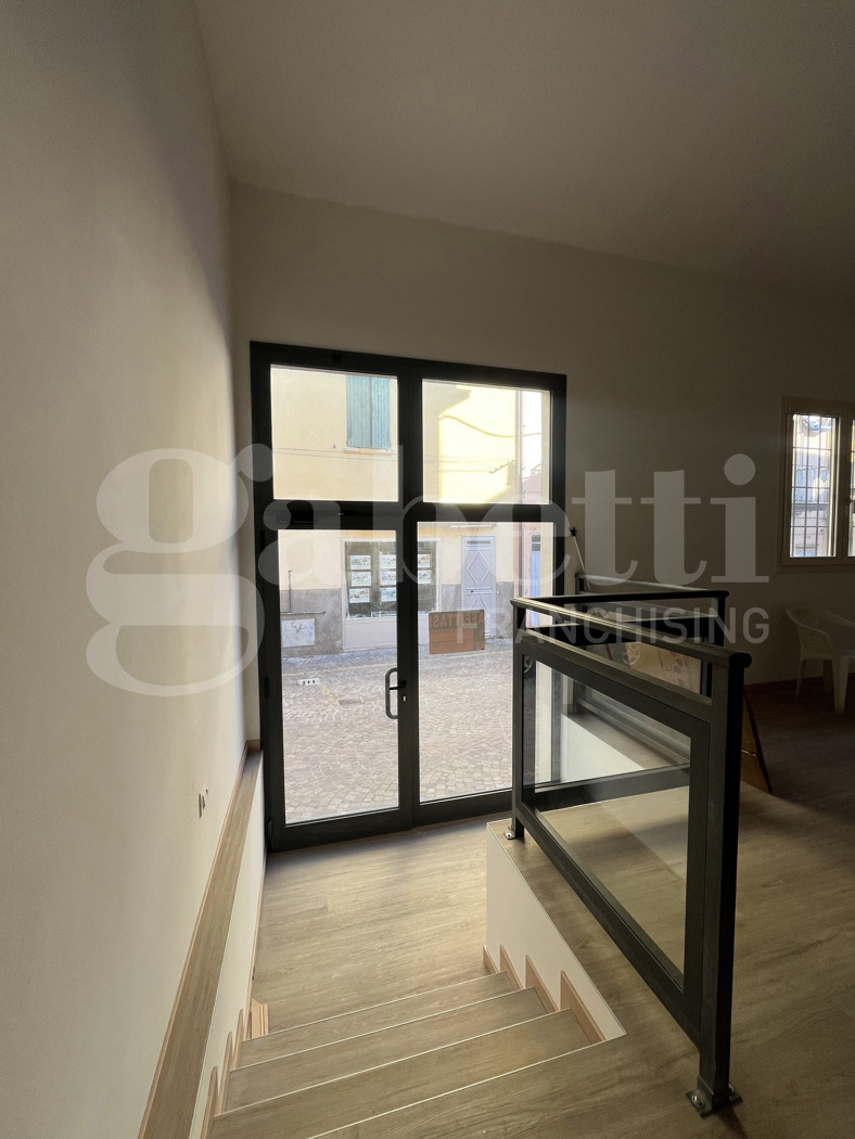 Negozio in affitto a Sasso Marconi