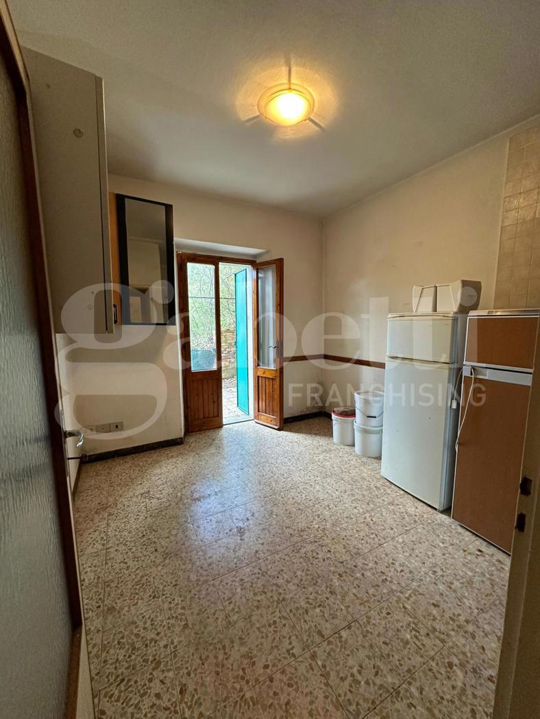 Trilocale da ristrutturare a Castel di Casio