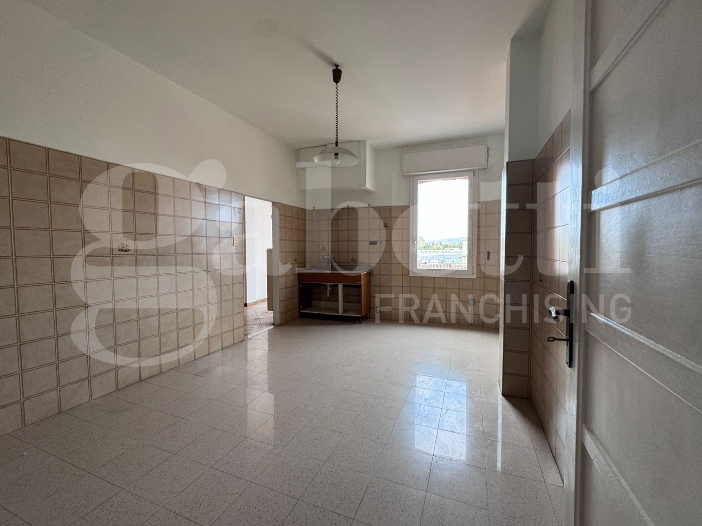 Appartamento da ristrutturare a Bologna