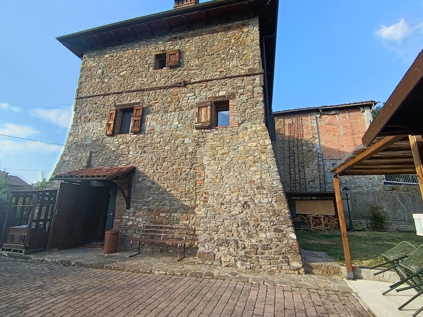 Casa indipendente in vendita a Monte San Pietro