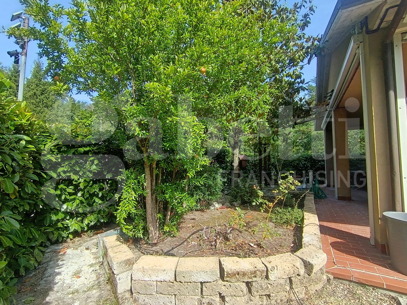 Quadrilocale con giardino a Marzabotto