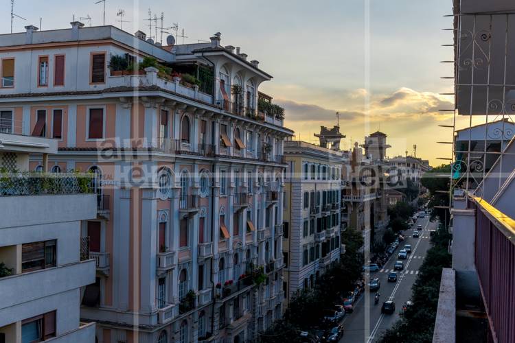 Appartamento con terrazzo, Roma trieste