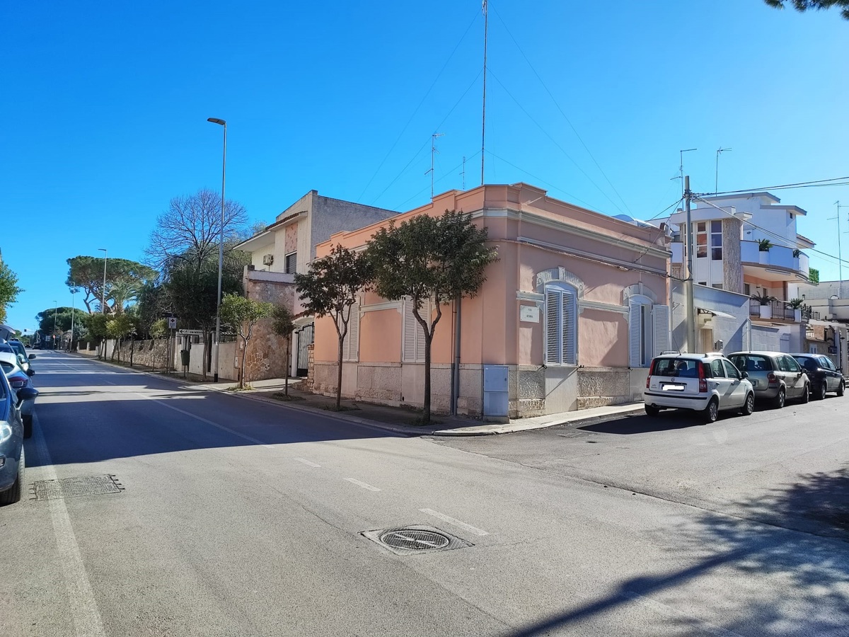 Casa indipendente ristrutturata a Bari