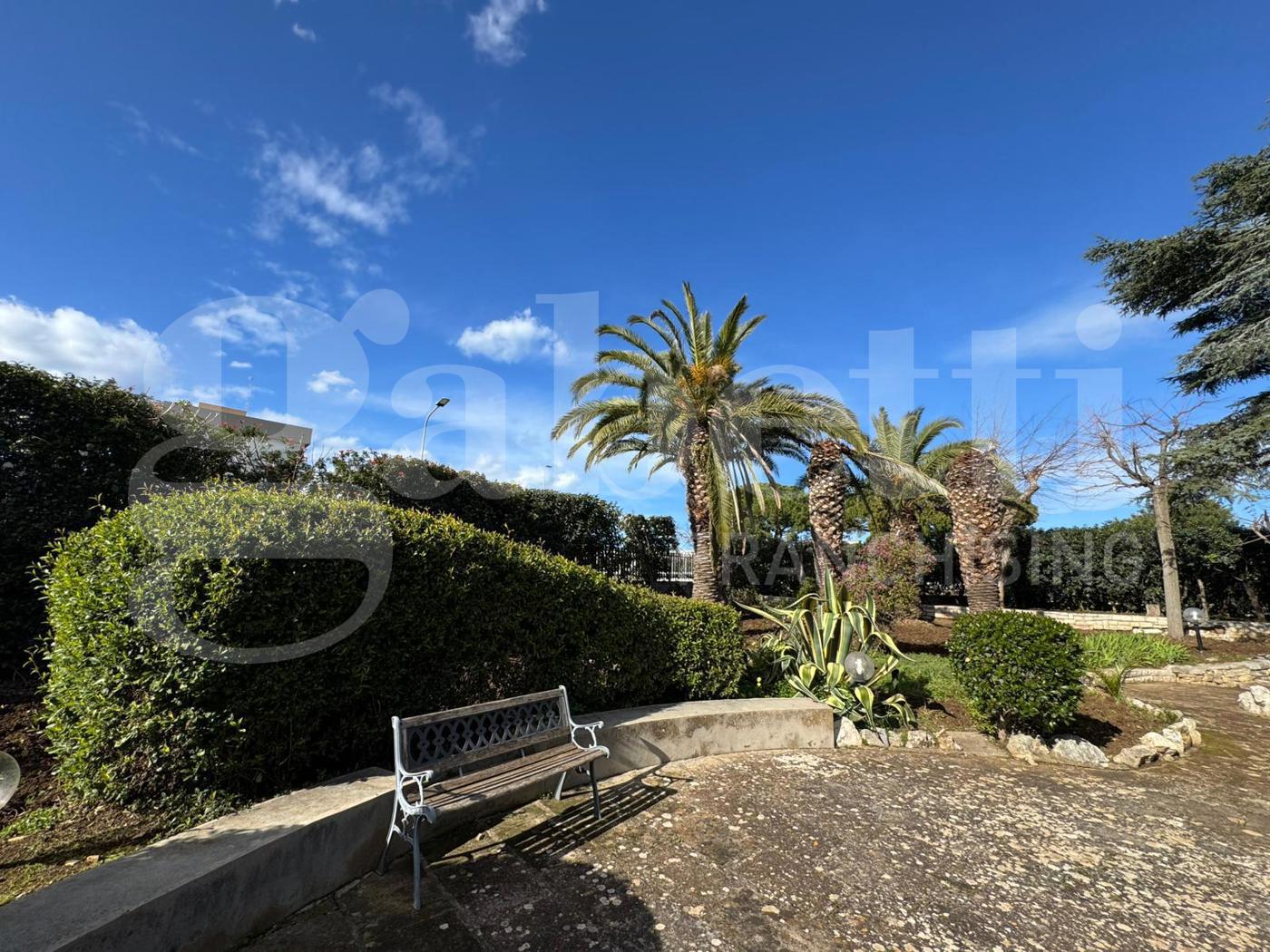 Villa con giardino a Bari
