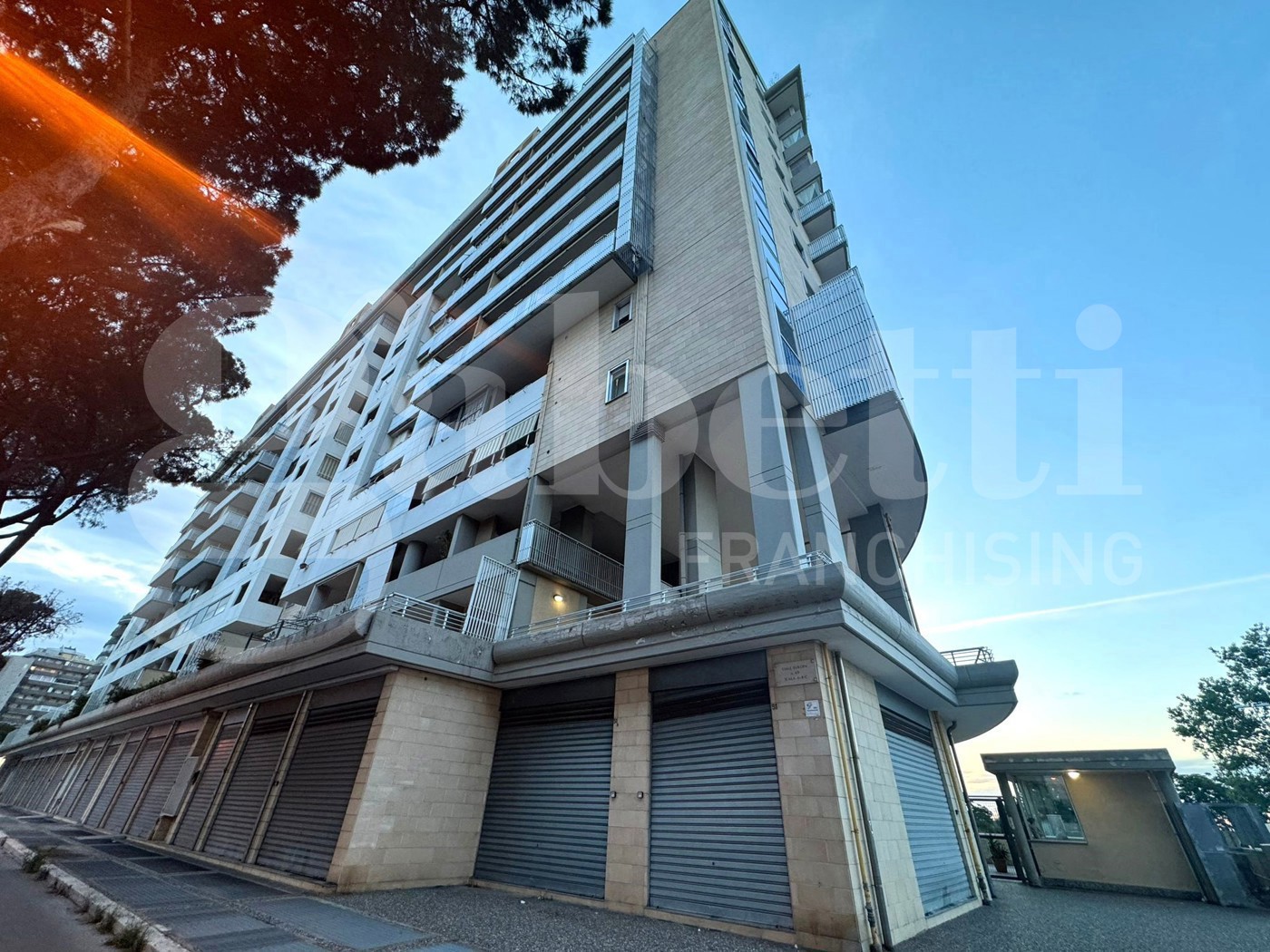 Trilocale ristrutturato a Bari