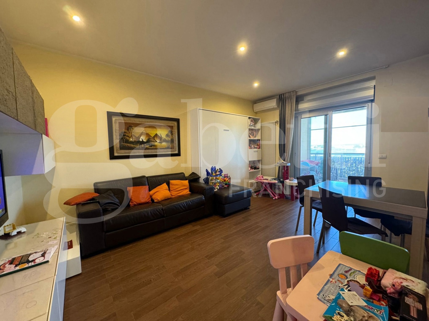 Trilocale ristrutturato a Bari