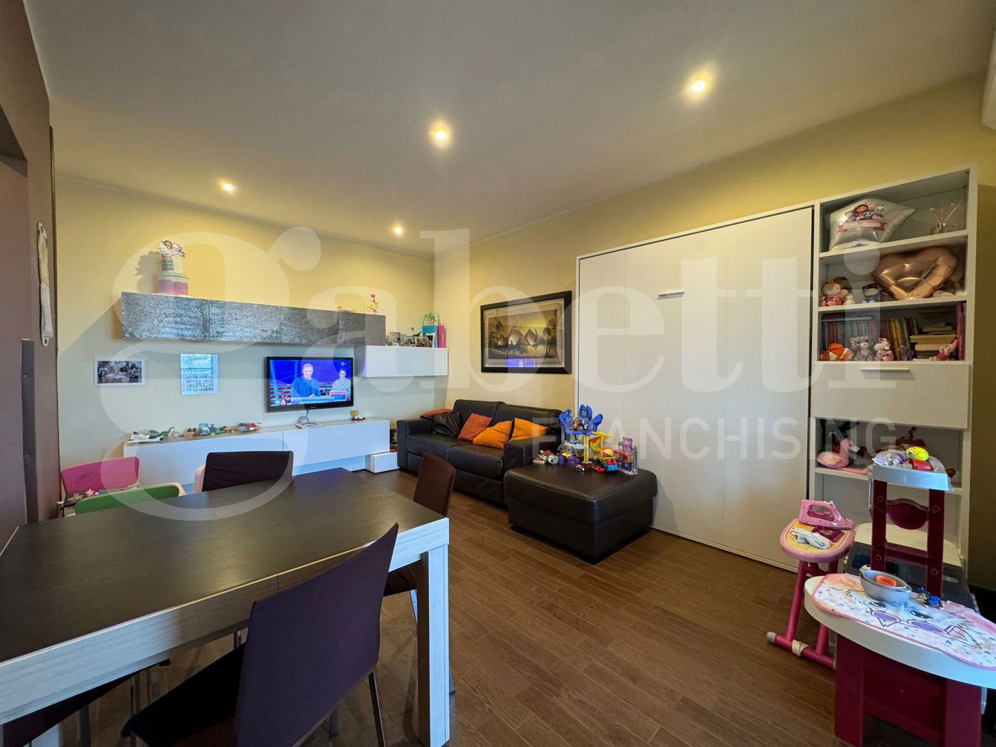 Trilocale ristrutturato a Bari