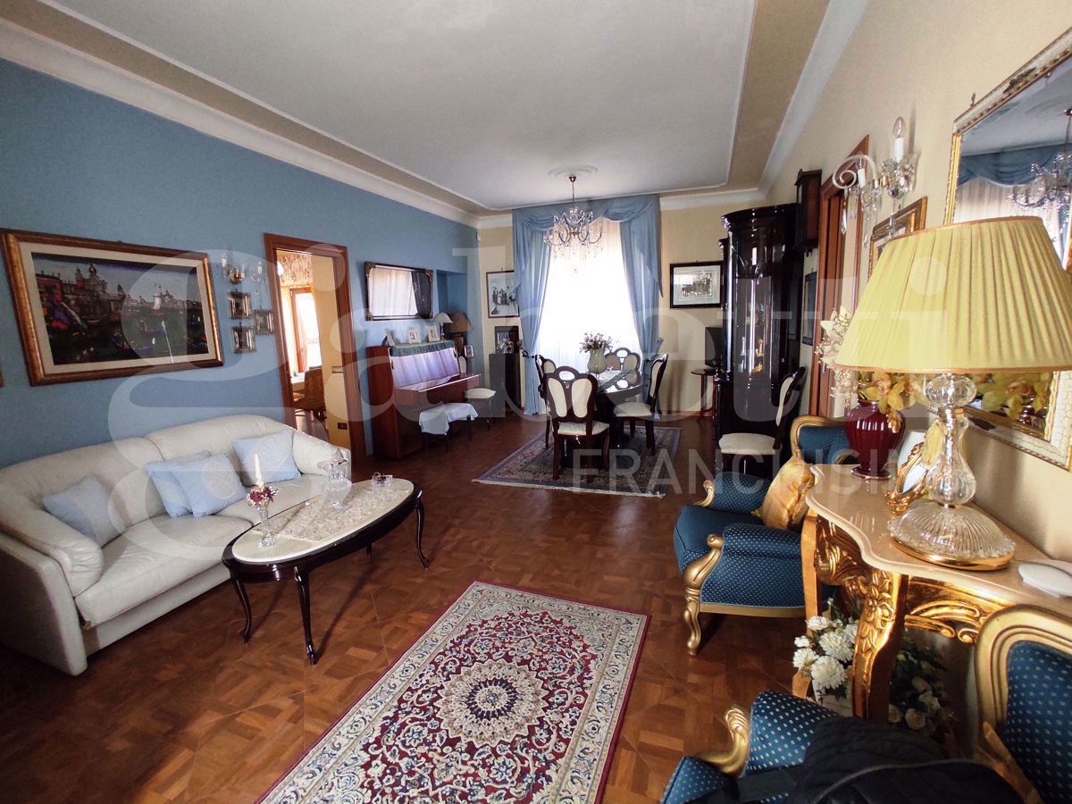 Casa indipendente con giardino a Bari