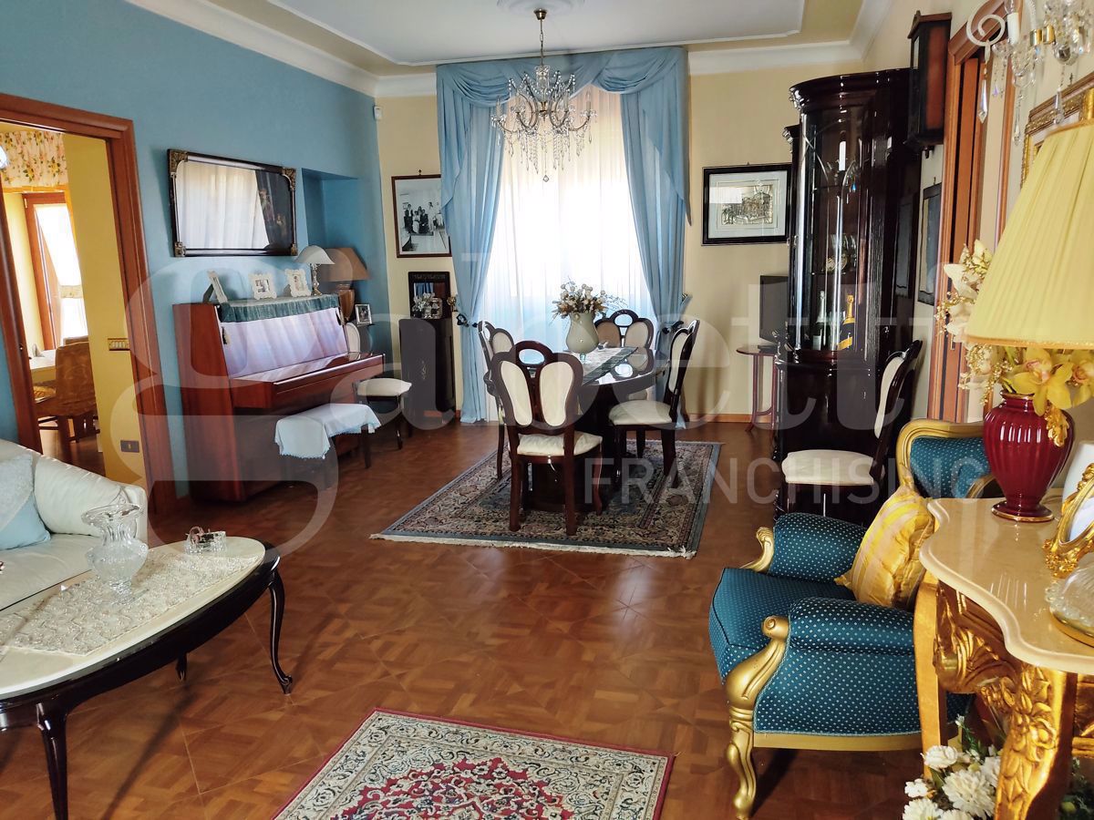 Casa indipendente con giardino a Bari