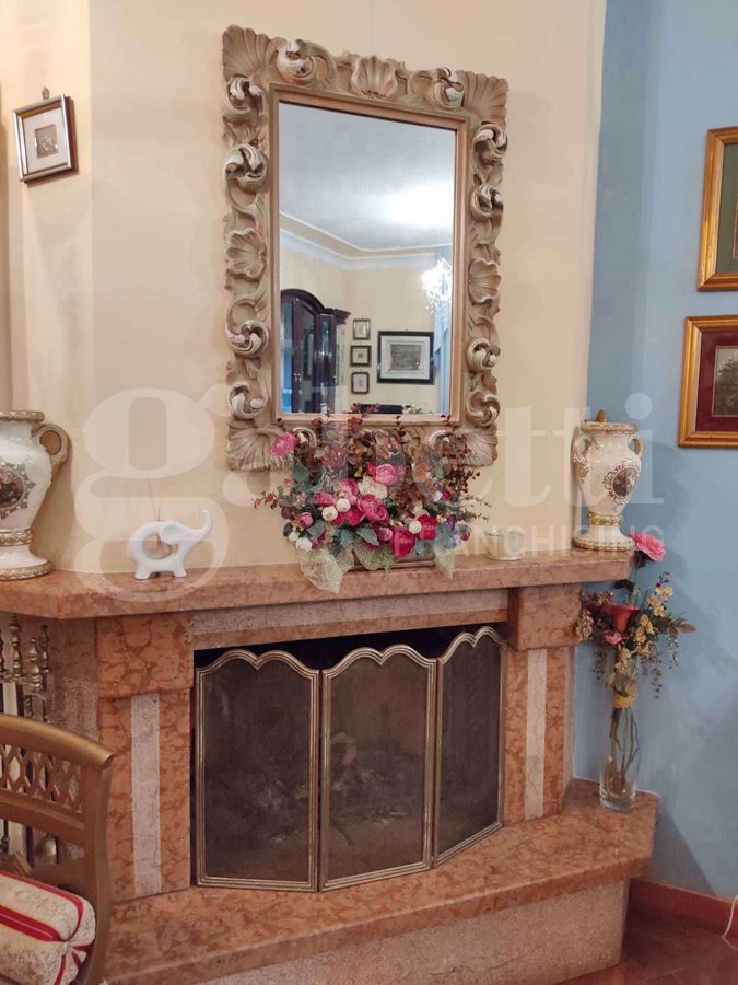 Casa indipendente con giardino a Bari