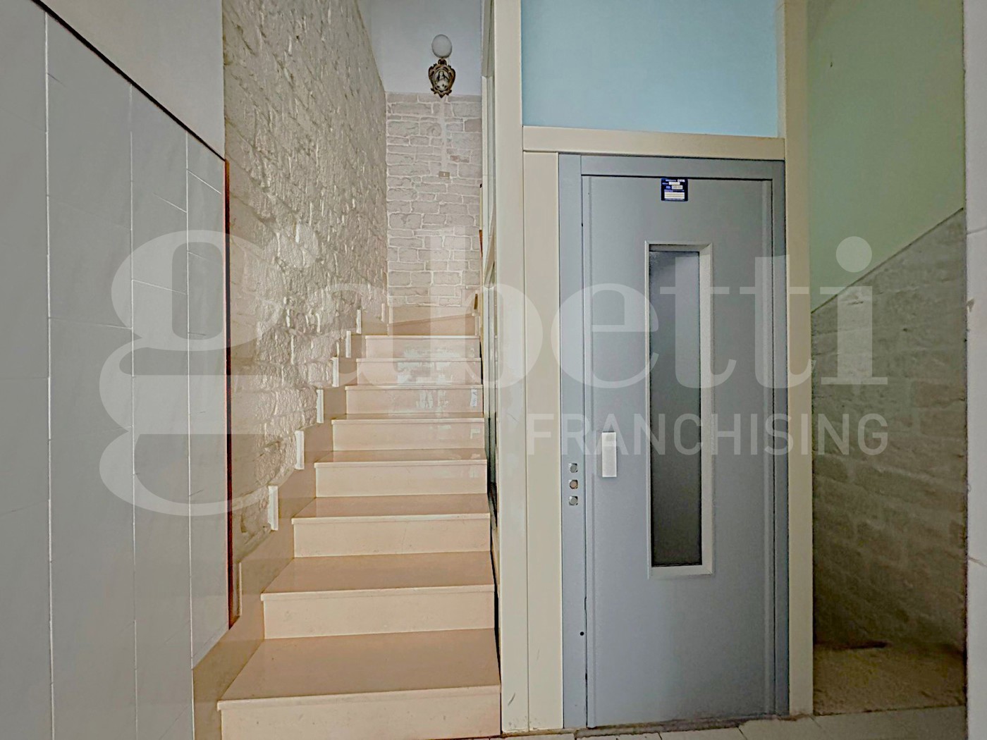Quadrilocale in vendita a Giovinazzo