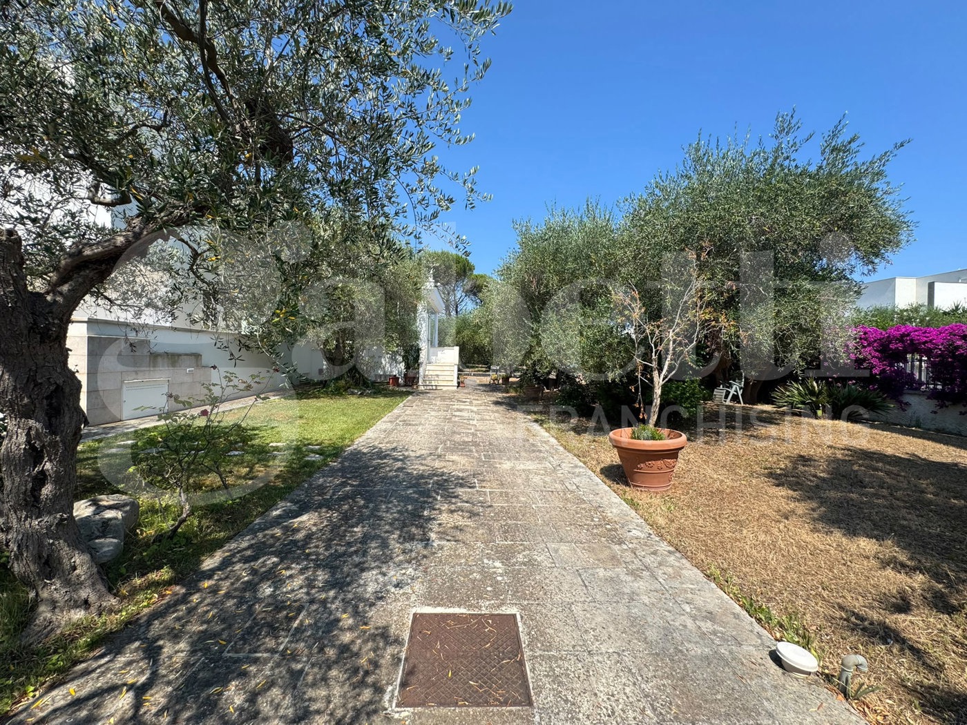 Villa con giardino a Bari