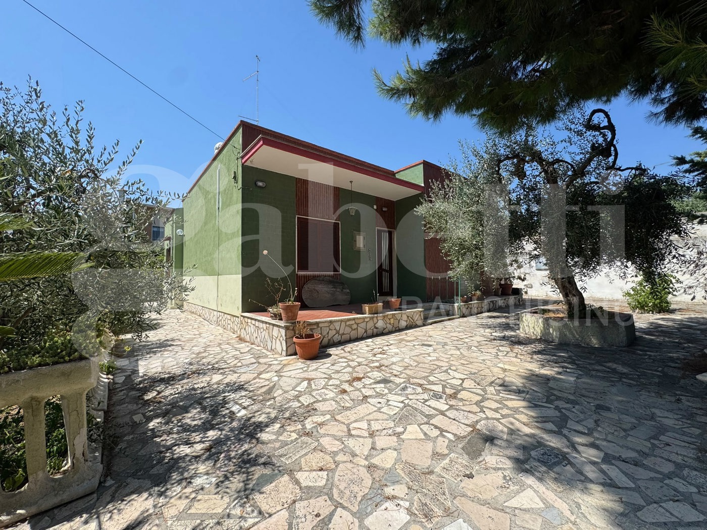Villa con giardino a Bari