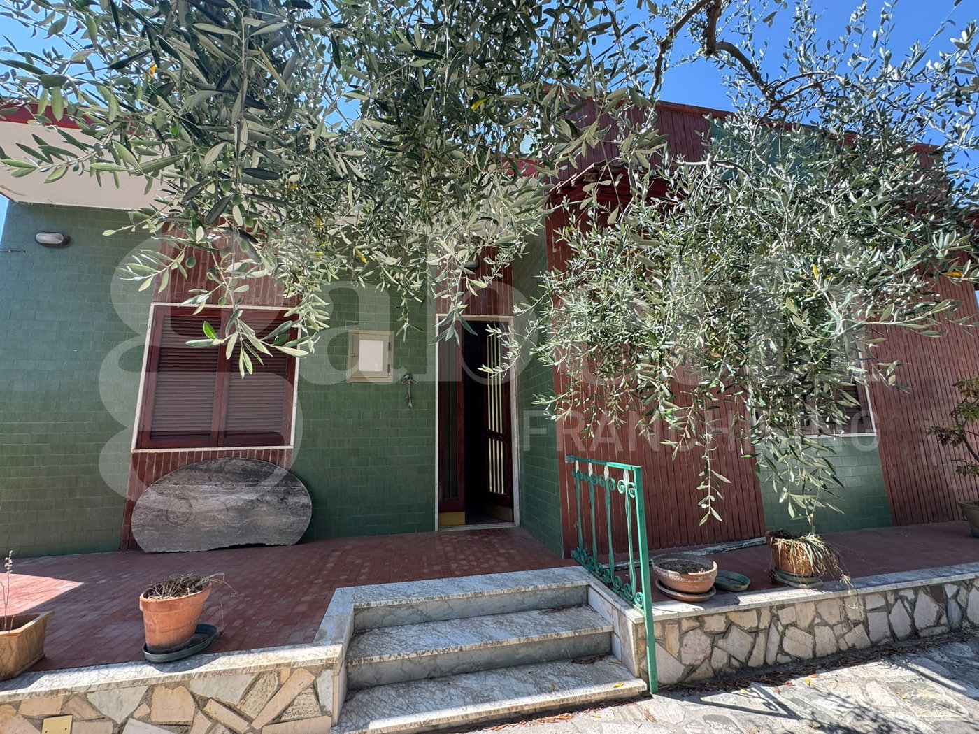 Villa con giardino a Bari
