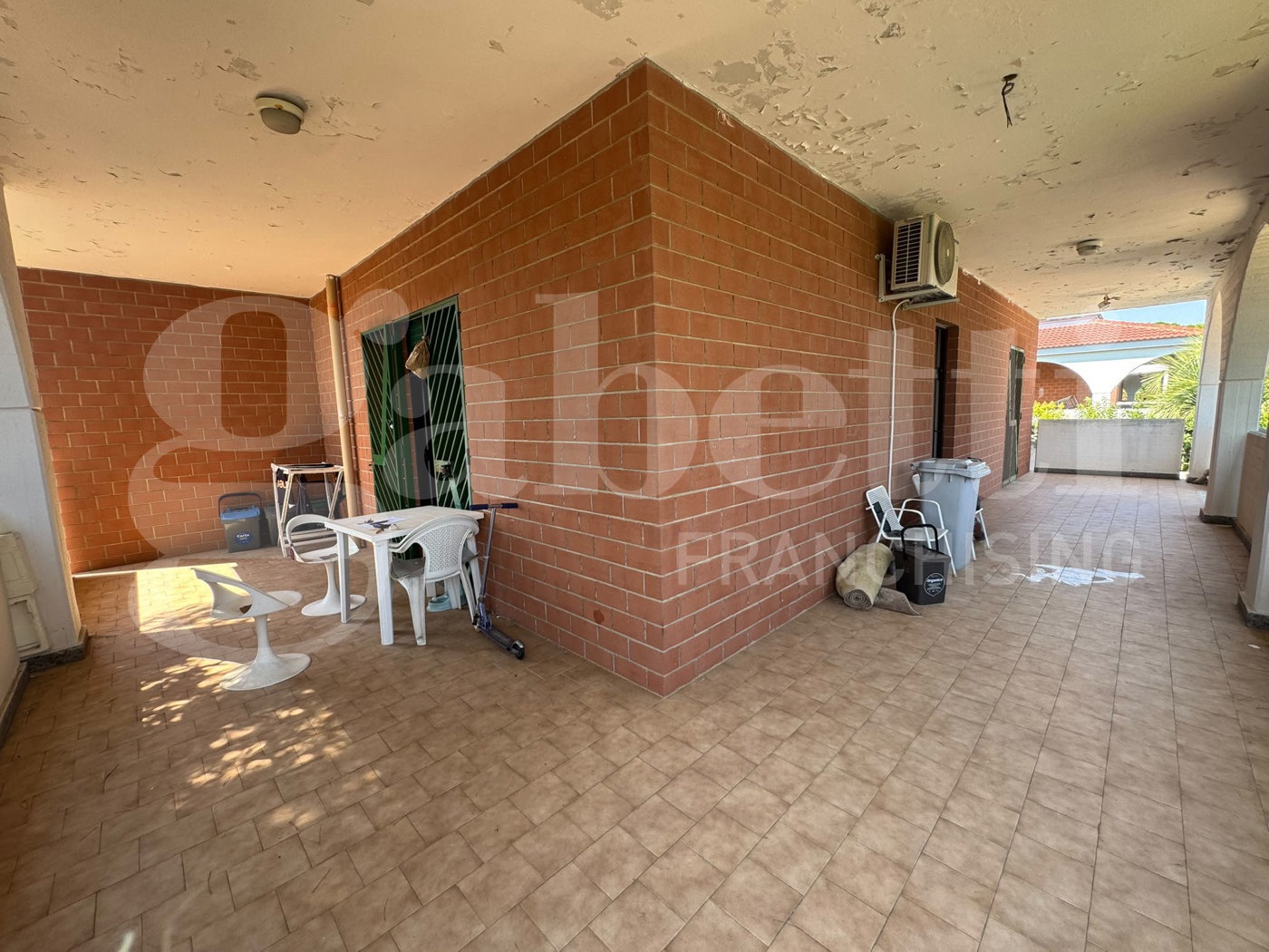 Villa con giardino a Bari