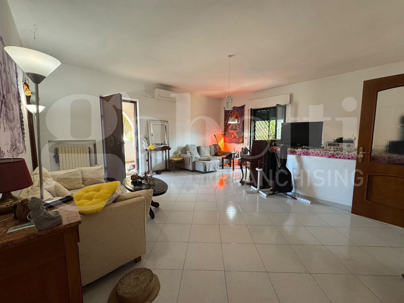 Villa con giardino a Bari