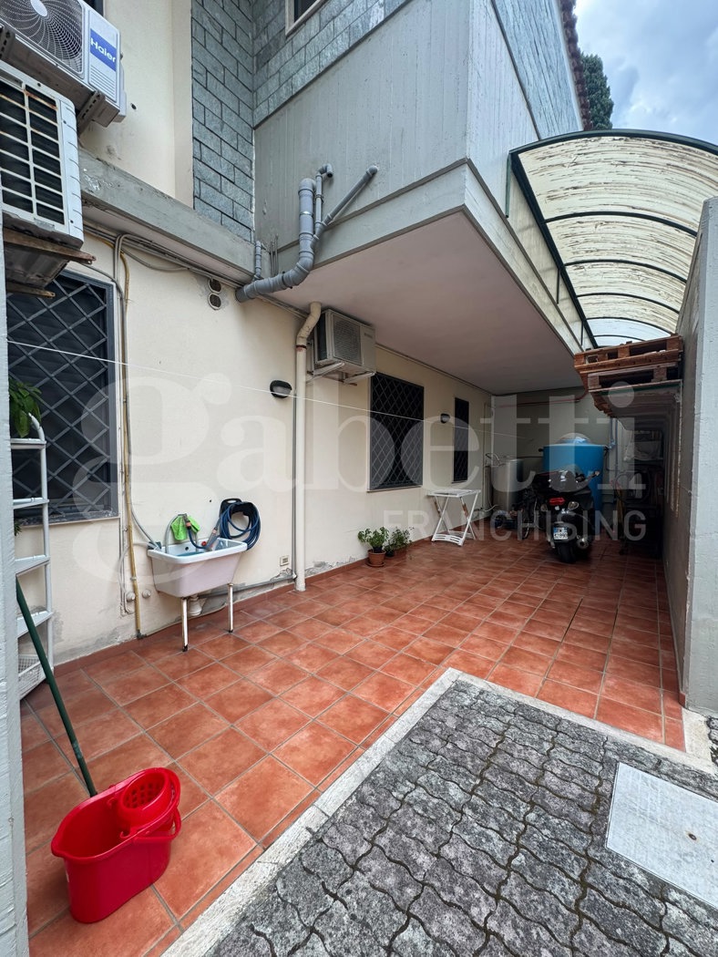 Bilocale arredato in affitto a Bari