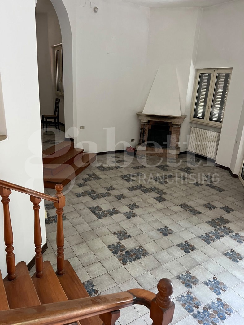 Villa con giardino a Bari