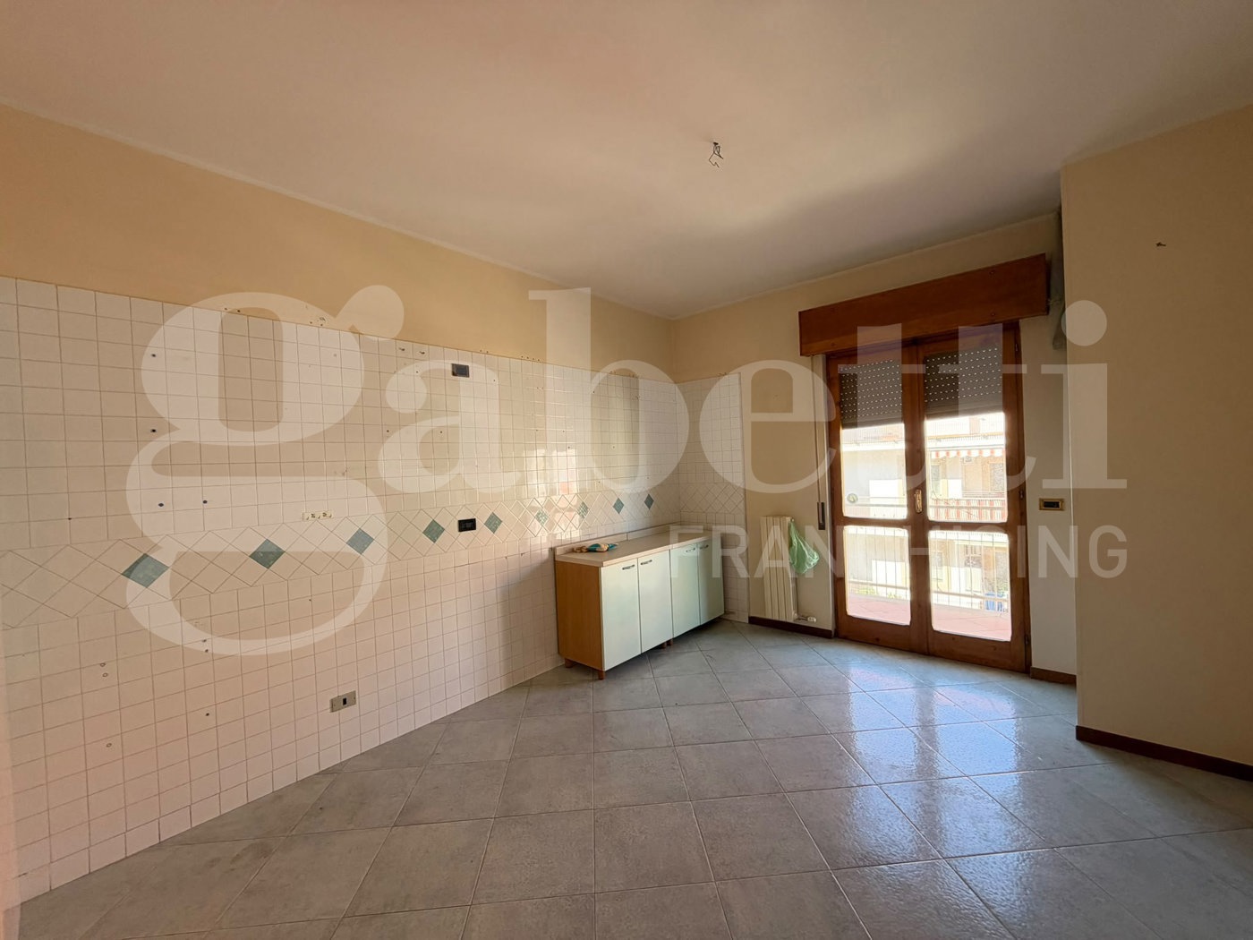 Trilocale in affitto a Bitonto