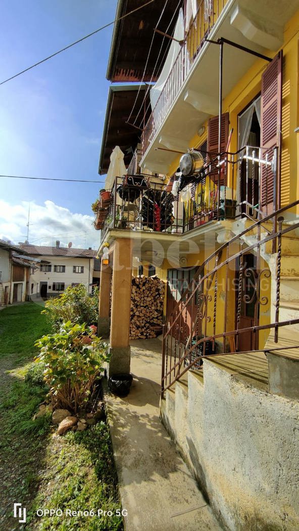 Casa indipendente con box a Occhieppo Superiore