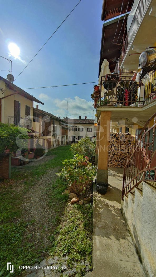 Casa indipendente con box a Occhieppo Superiore