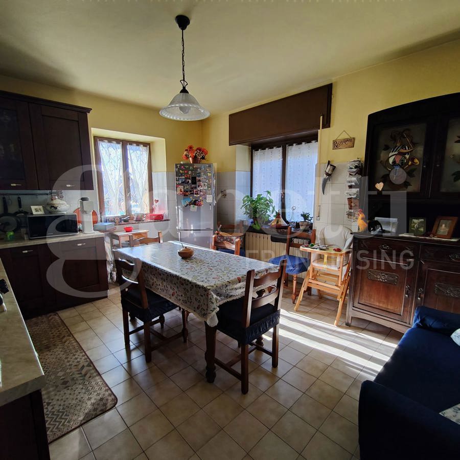 Casa indipendente con giardino a Biella