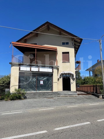 Negozio in affitto a Candelo