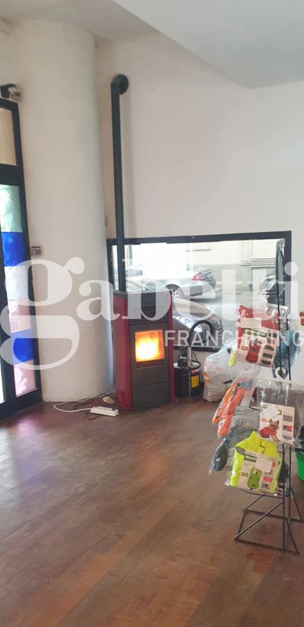 Negozio in vendita a Biella