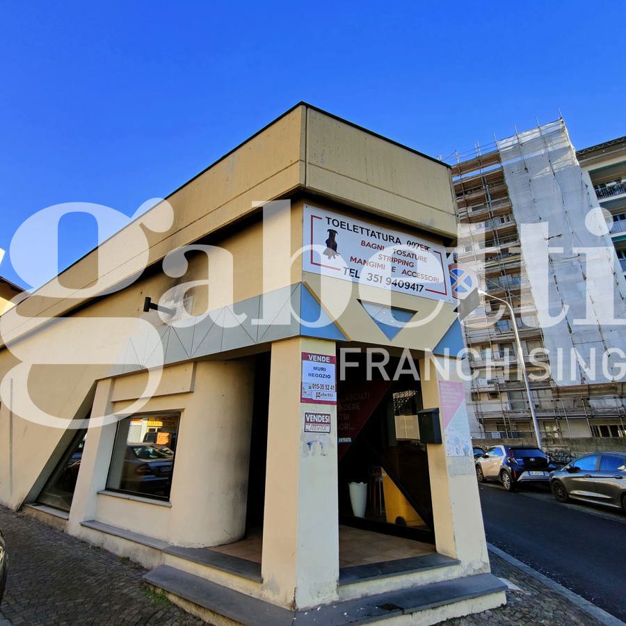 Negozio in vendita a Biella