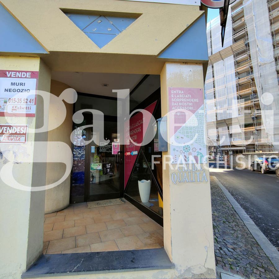 Negozio in vendita a Biella