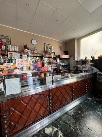 Attivit commerciale Bar e tabacchi in vendita a Biella