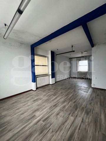 Capannone in vendita a Biella